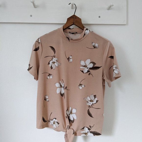 Dynamite Mock Neck Blouse - Picture 2 of 4